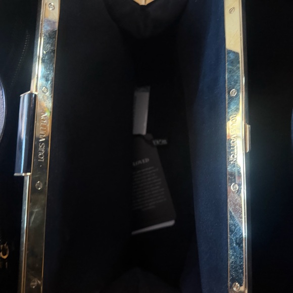 Authentic LV top handle Bag GM Large Stunning LV - Picture 14 of 14